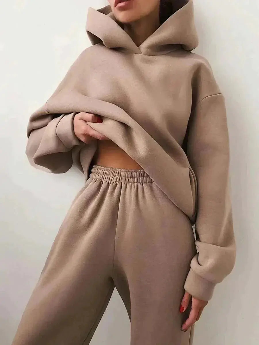 LS | Women Chic Hoodie Lounge Set Lion Style