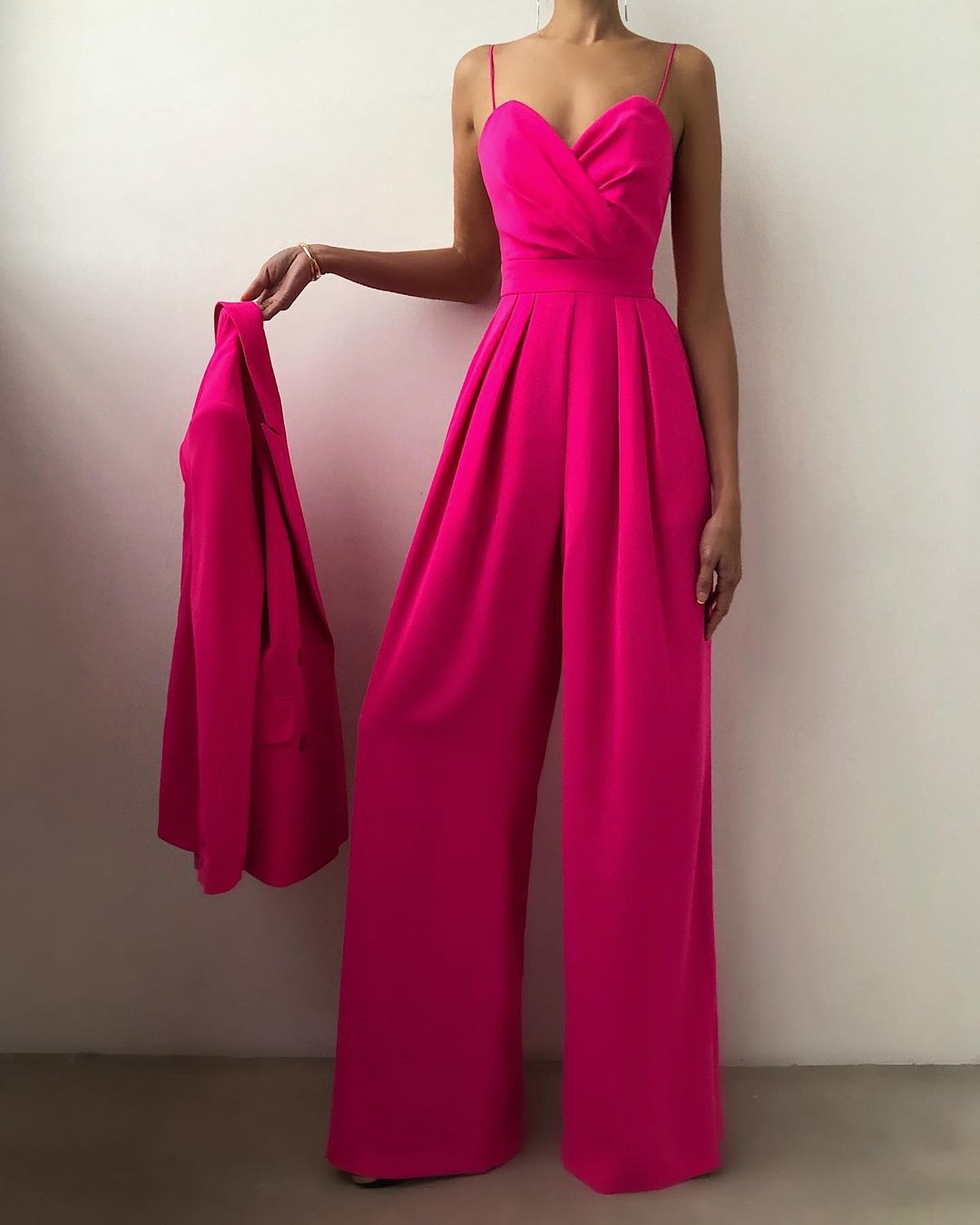 LS | Women Chic Sweetheart Neck Jumpsuit Lion Style