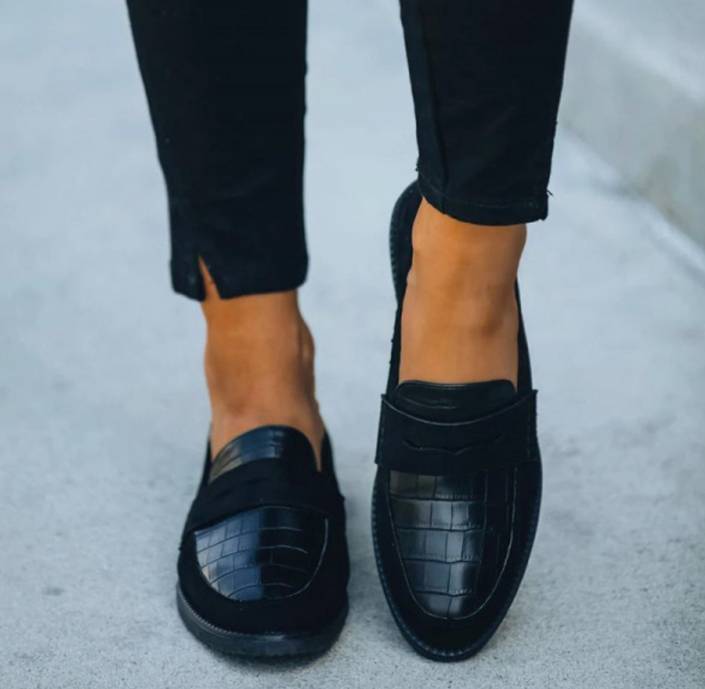 LS | Women Classic Slip On Orthopedic Loafers Lion Style