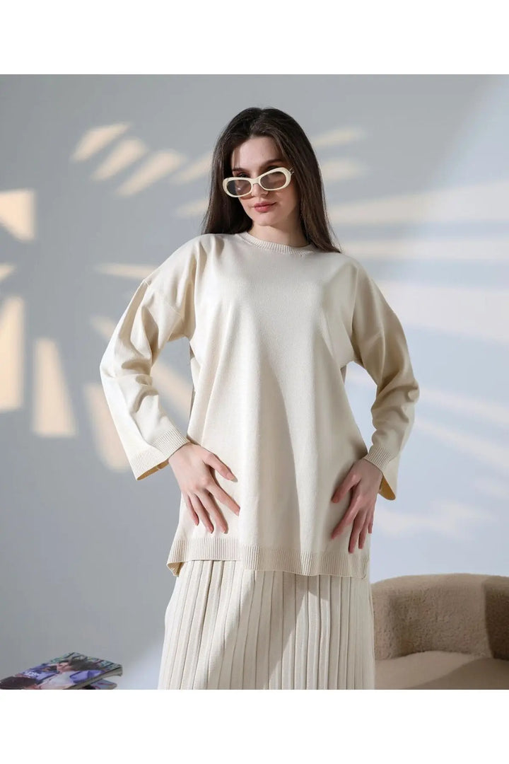 LS | Women Cozy Pleated Skirt Set Lion Style