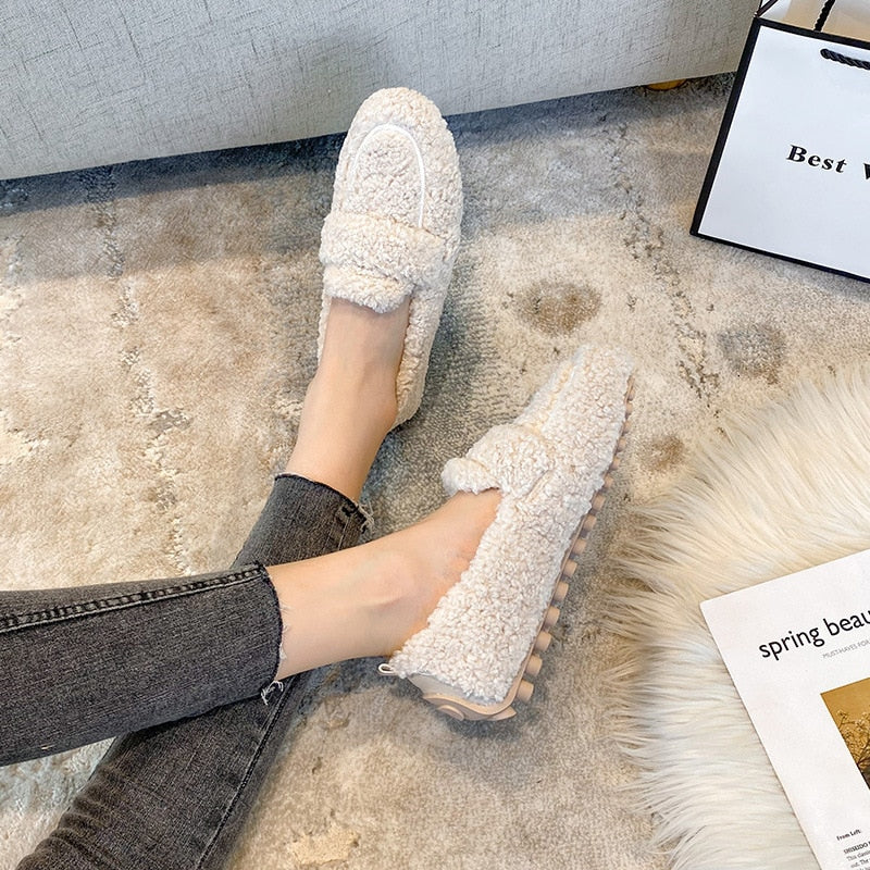 LS | Women Fleece Slip-On Loafers Lion Style