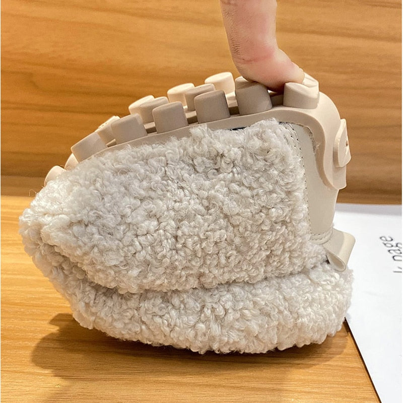 LS | Women Fleece Slip-On Loafers Lion Style
