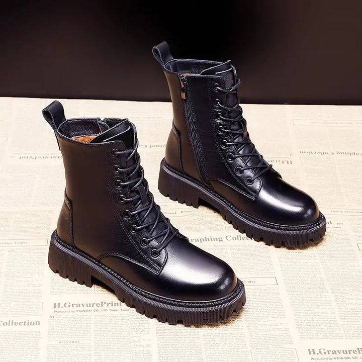 LS | Women Insulated Comfort Boots Lion Style