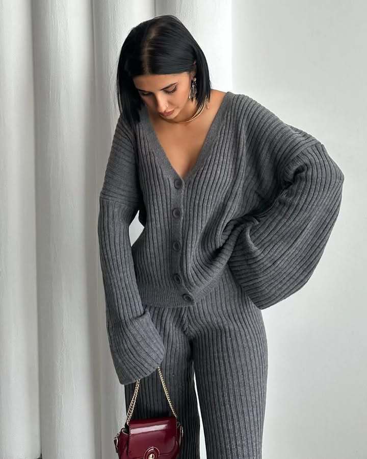 LS | Women Ribbed Lounge Set Lion Style
