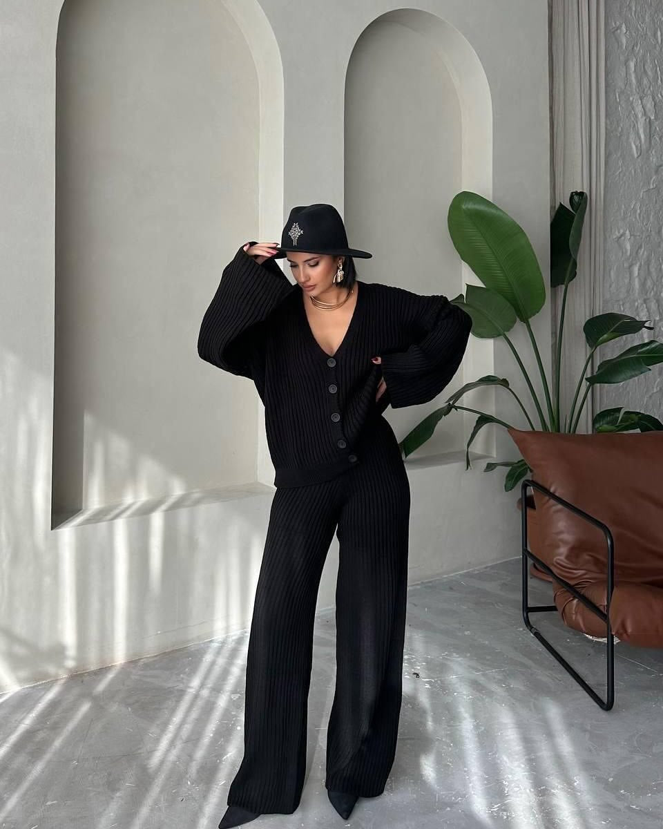 LS | Women Ribbed Lounge Set Lion Style