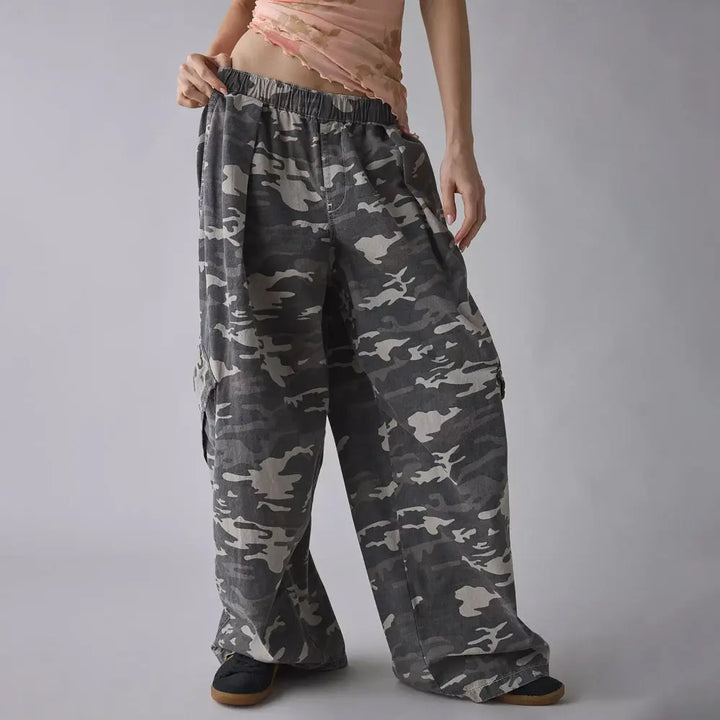 LS | Women Street Camouflage Cargo Pants Lion Style