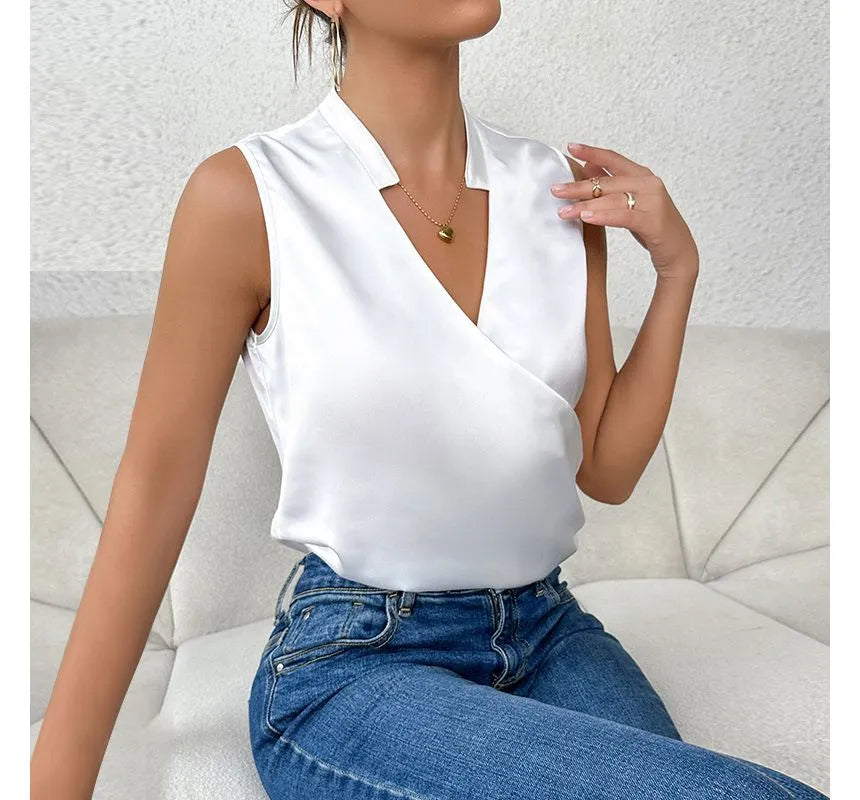 LS | Women Timeless Sleeveless Blouse Lion Style