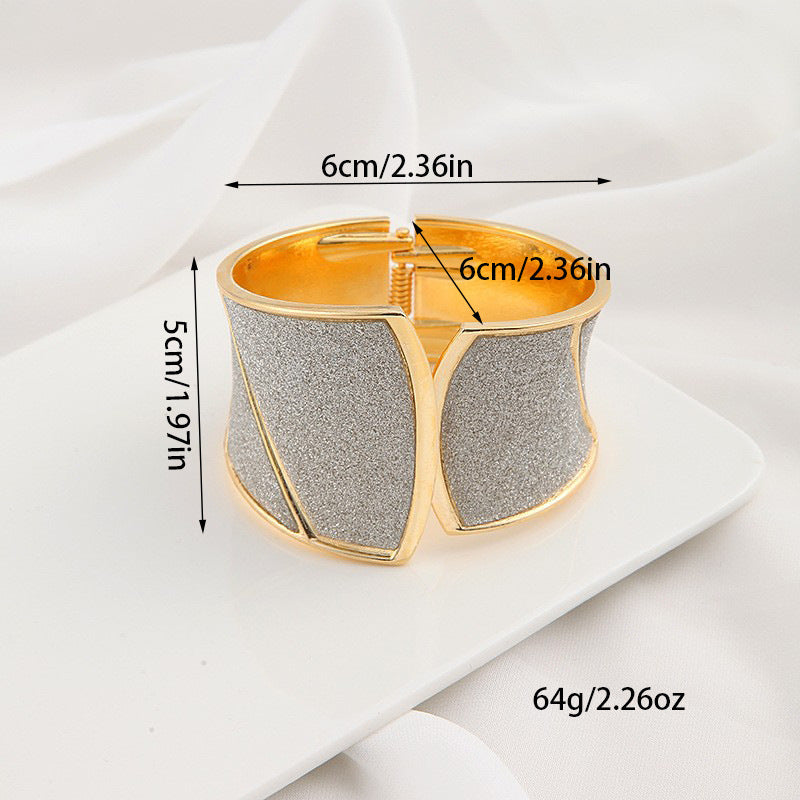 Lion Style | Women’s Chic Fashion Bracelet
