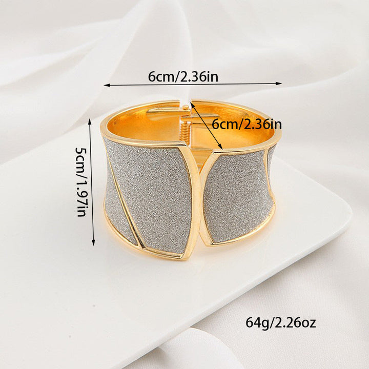Lion Style | Women’s Chic Fashion Bracelet