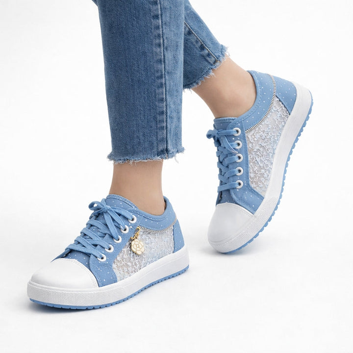 Lion Style | Women’s Low Top Sneakers