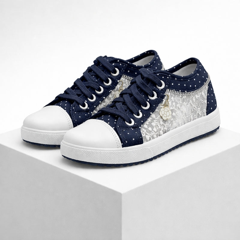 Lion Style | Women’s Low Top Sneakers