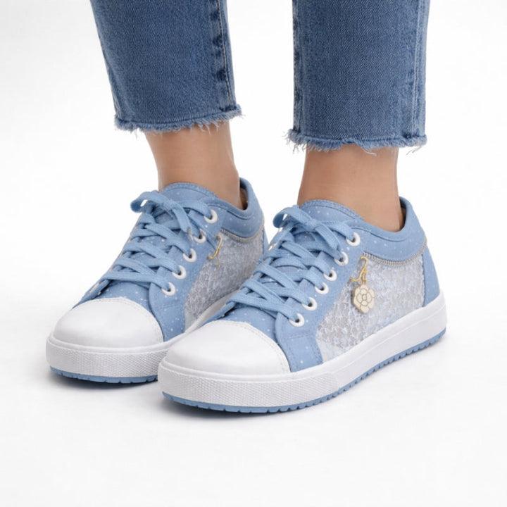 Lion Style | Women’s Low Top Sneakers
