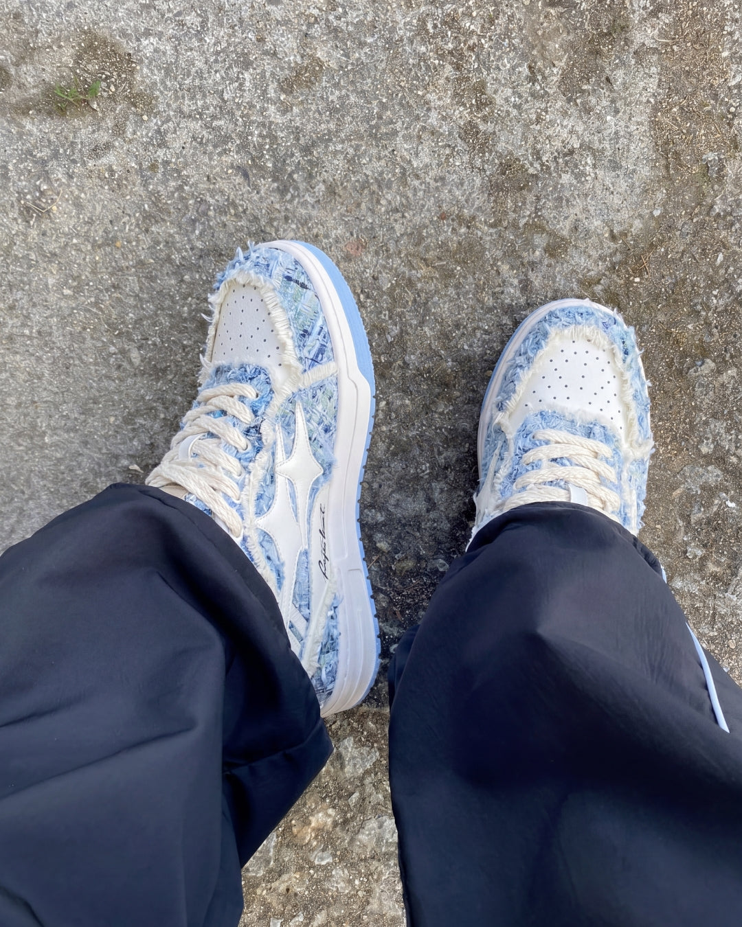 Lion Style | Women’s Orthopedic Distressed Sneakers