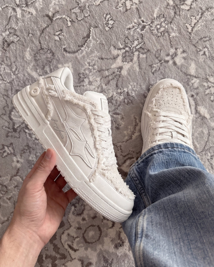Lion Style | Women’s Orthopedic Distressed Sneakers
