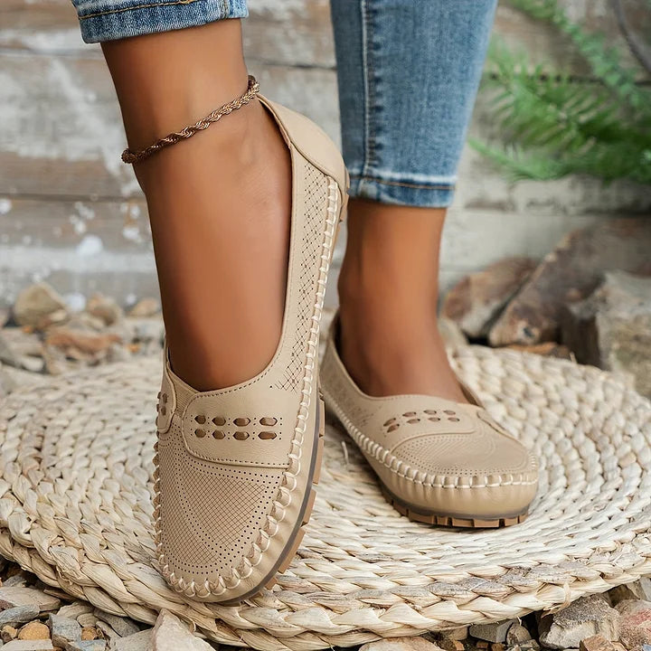 Lion Style | Women’s Orthopedic Minimalist Flats