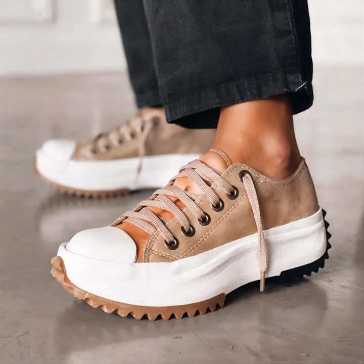 Lion Style | Women’s Orthopedic Skate Sneakers