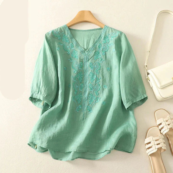Lion Style | Women’s Relaxed Fit Blouse