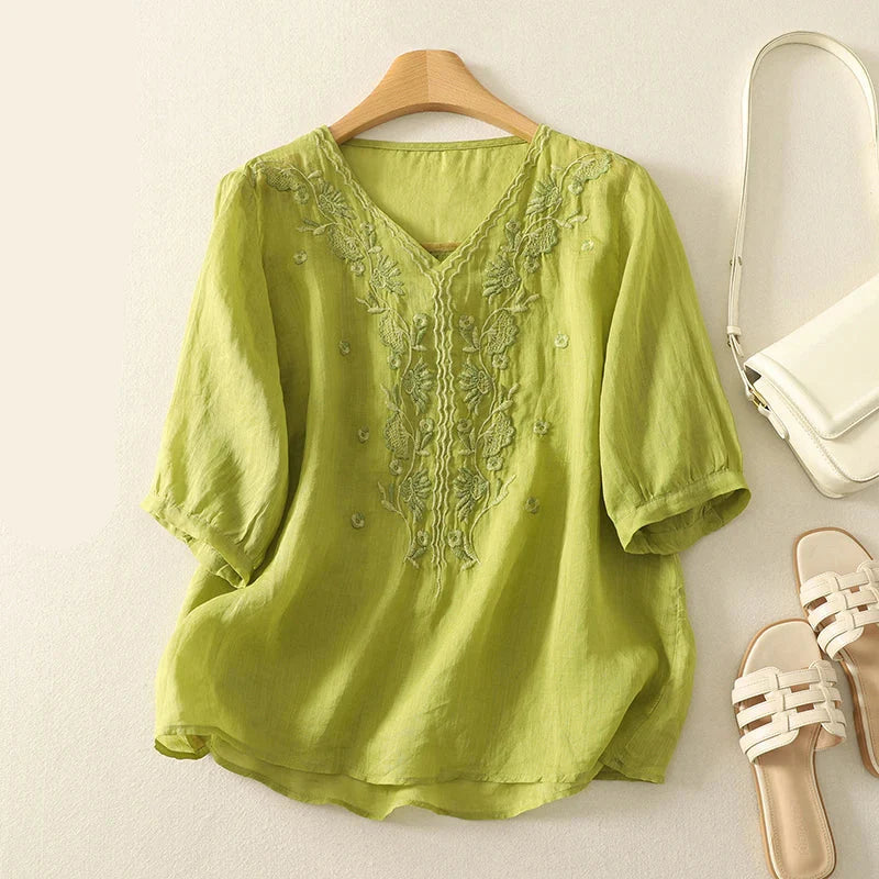 Lion Style | Women’s Relaxed Fit Blouse