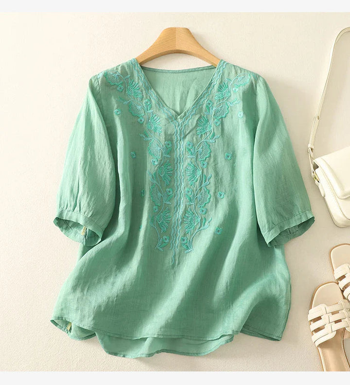 Lion Style | Women’s Relaxed Fit Blouse