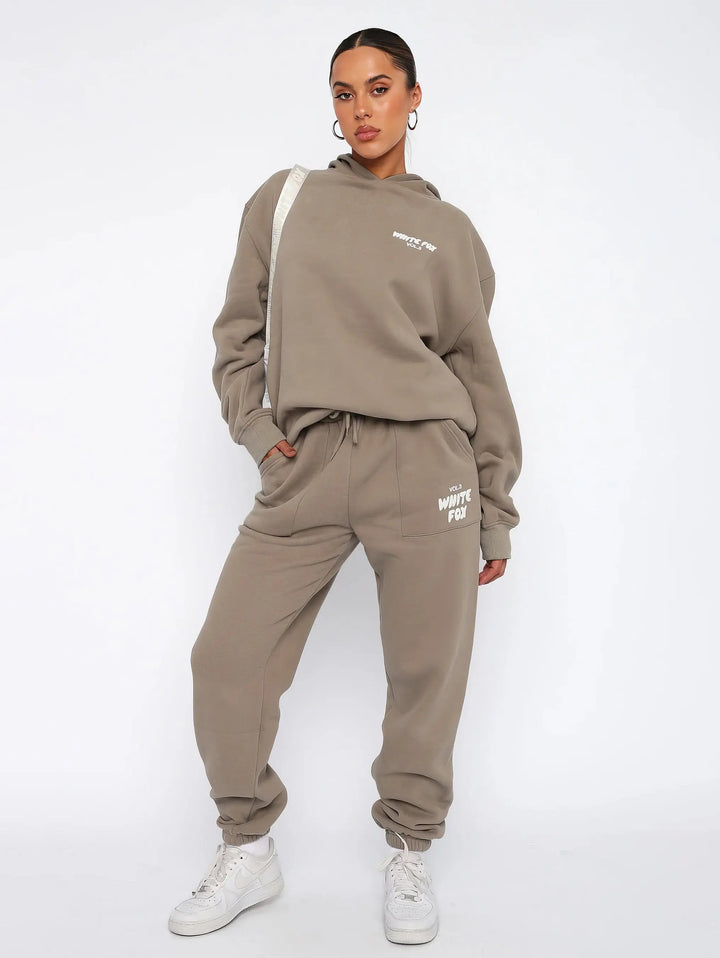 Lion Style | Women’s White Fox Hoodie Set