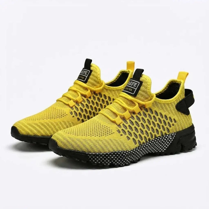 LS | Lightweight Knit Sneakers Lion Style