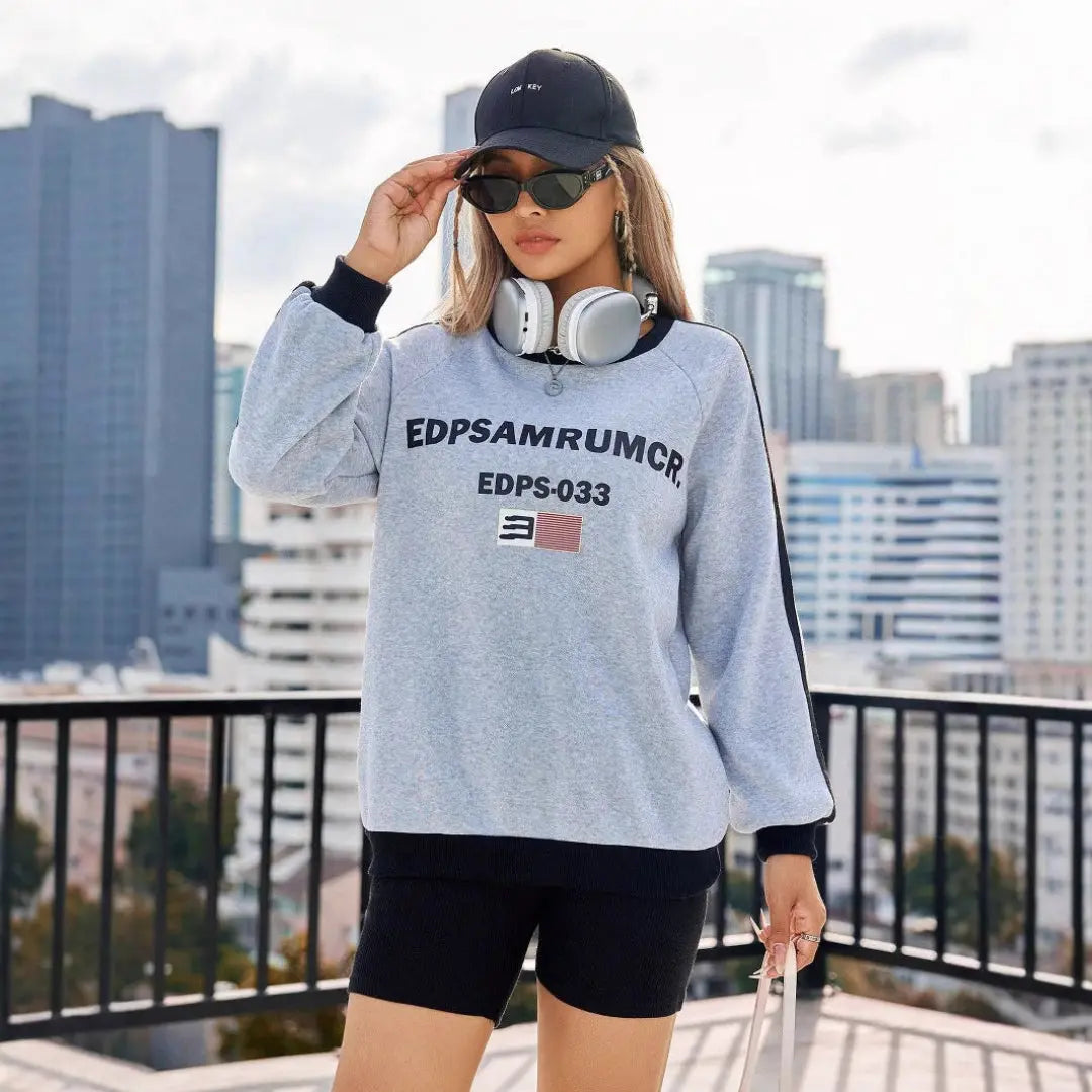 Women Stylish Sport Stripe Sweatshirt LionStyle Lion Sty